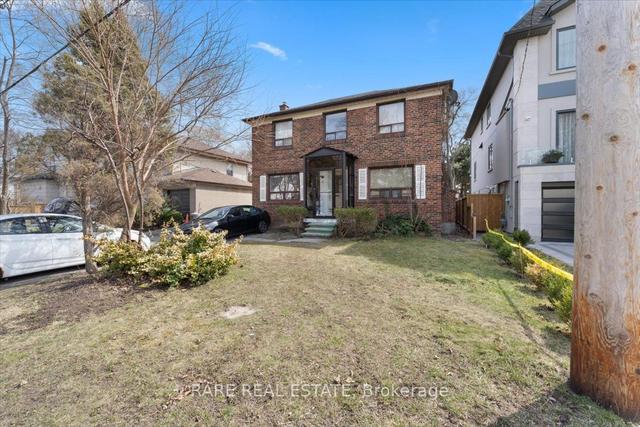 11 Luverne Ave, House detached with 5 bedrooms, 2 bathrooms and 10 parking in Toronto ON | Image 20