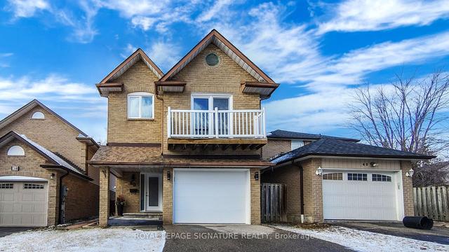 40 Burton Rd, House detached with 3 bedrooms, 3 bathrooms and 5 parking in Brampton ON | Image 1