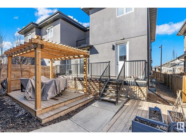 7251 May Rd Nw, House semidetached with 4 bedrooms, 3 bathrooms and 3 parking in Edmonton AB | Image 30