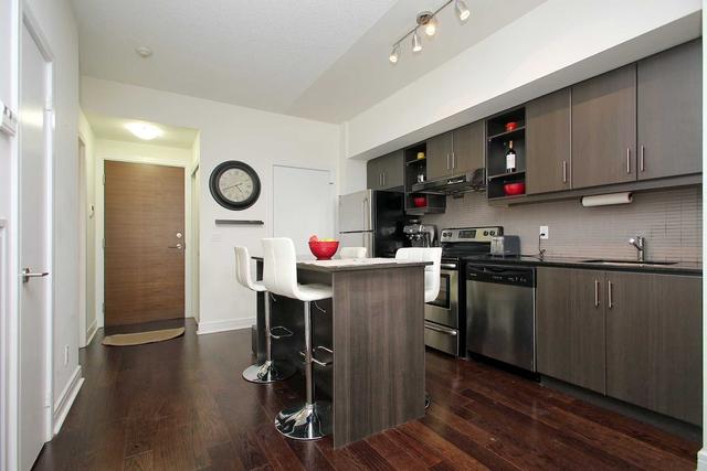 327 - 35 Brian Peck Cres, Condo with 1 bedrooms, 1 bathrooms and 1 parking in Toronto ON | Image 9