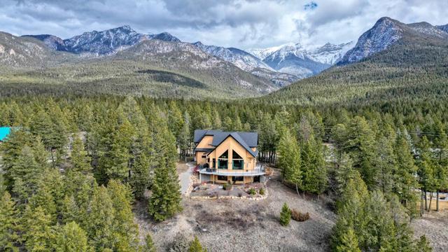 3407 Crooked Tree Place, House detached with 4 bedrooms, 4 bathrooms and 6 parking in East Kootenay F BC | Image 1
