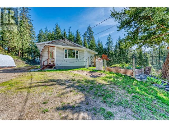 4372 Macdonald Road, House detached with 3 bedrooms, 2 bathrooms and null parking in Spallumcheen BC | Image 16