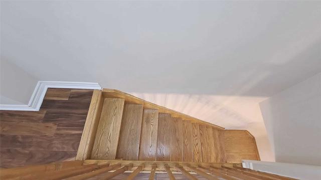 575 Concord Ave, House semidetached with 3 bedrooms, 3 bathrooms and 2 parking in Toronto ON | Image 5