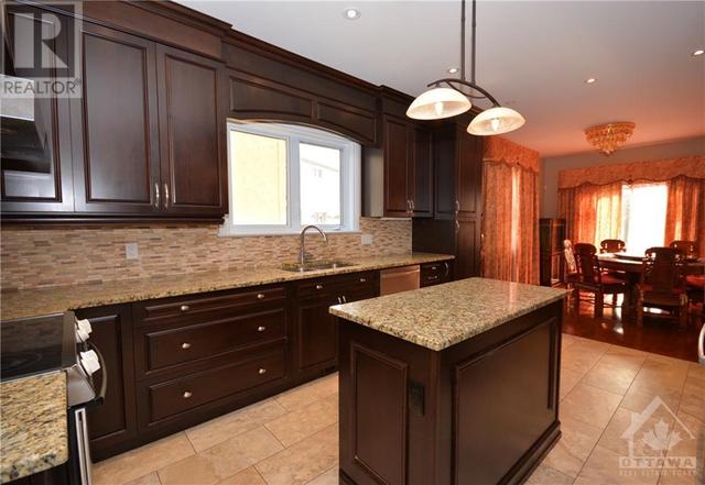 106 Issam Private, House detached with 6 bedrooms, 4 bathrooms and 4 parking in Ottawa ON | Image 6