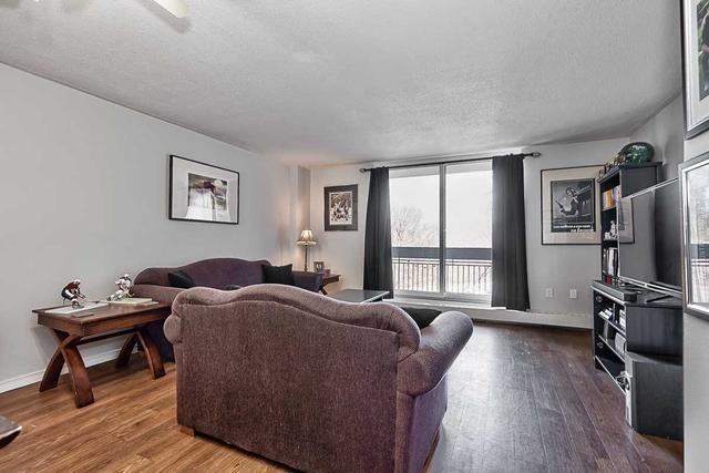 222 - 350 Quigley Rd, Condo with 3 bedrooms, 1 bathrooms and 1 parking in Hamilton ON | Image 9