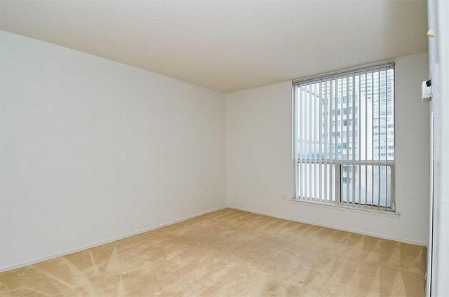 1001 - 30 Holly St, Condo with 2 bedrooms, 2 bathrooms and 1 parking in Toronto ON | Image 12