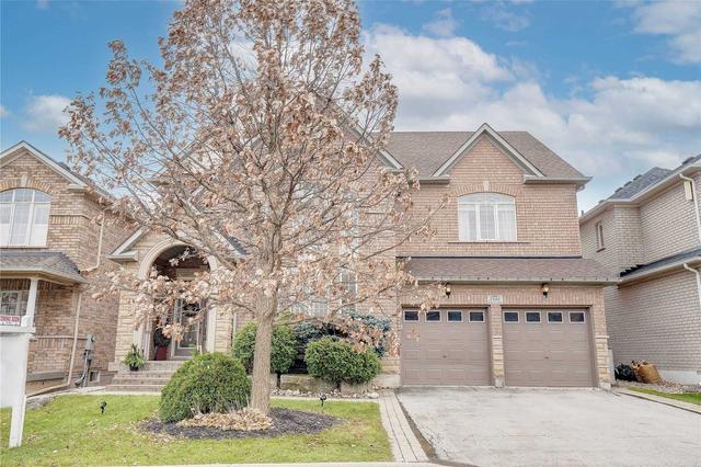 2086 Helmsley Ave, House detached with 4 bedrooms, 4 bathrooms and 5 parking in Oakville ON | Image 23