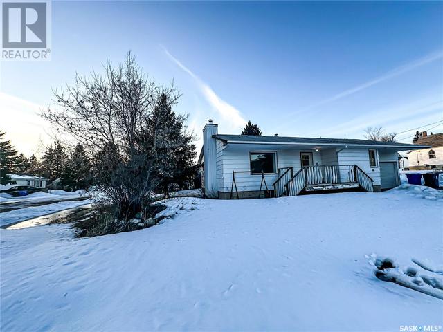 106 Cumming Street, House detached with 4 bedrooms, 2 bathrooms and null parking in Springside SK | Image 5