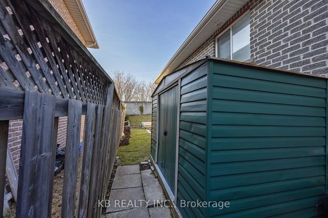 198 Briceland St, House detached with 3 bedrooms, 1 bathrooms and 2 parking in Kingston ON | Image 19