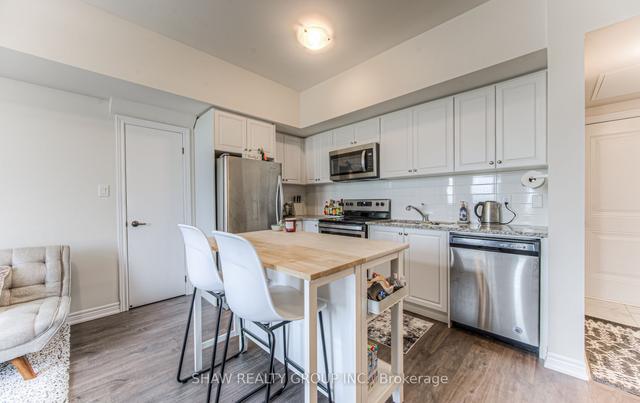 2 - 120 Watson Pkwy N, Townhouse with 1 bedrooms, 1 bathrooms and 2 parking in Guelph ON | Image 5