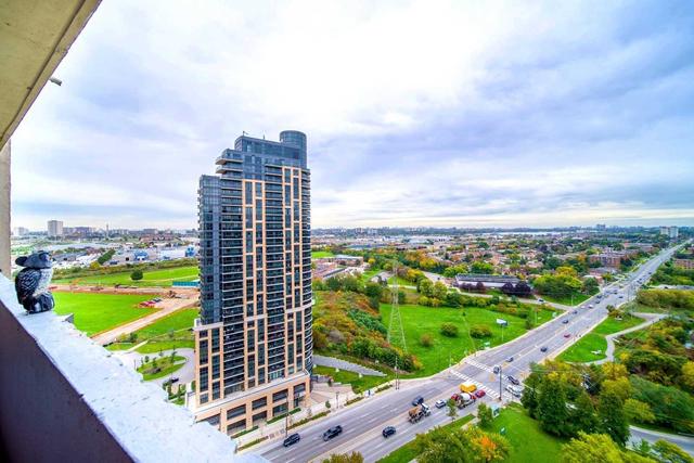 2203 - 3390 Weston Rd, Condo with 2 bedrooms, 1 bathrooms and 1 parking in Toronto ON | Image 8