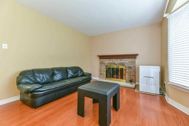 102 Jaffa Dr, House detached with 4 bedrooms, 4 bathrooms and 4 parking in Brampton ON | Image 15