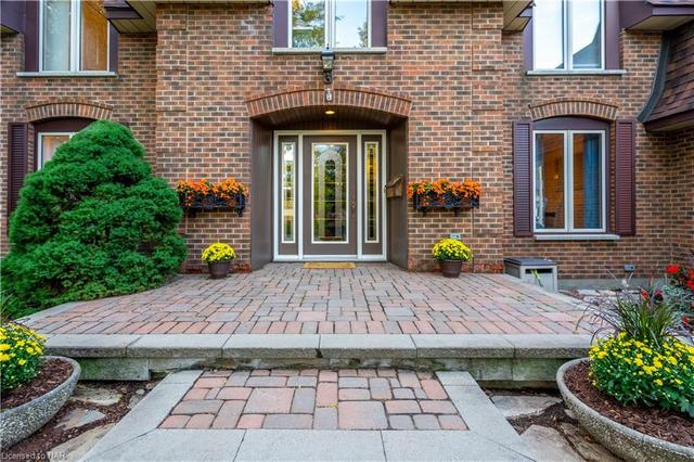 36 Royal Henley Boulevard, House detached with 4 bedrooms, 2 bathrooms and 6 parking in St. Catharines ON | Image 42