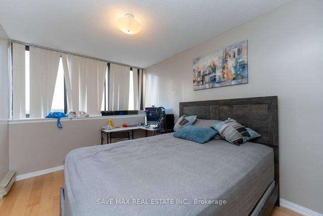 1401 - 40 Richview Rd, Condo with 3 bedrooms, 3 bathrooms and 1 parking in Toronto ON | Image 3