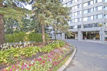 1704 - 133 Torresdale Ave, Condo with 2 bedrooms, 2 bathrooms and 2 parking in Toronto ON | Image 4
