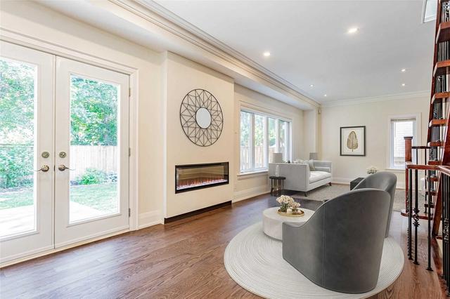 41 Tremont Cres, House detached with 4 bedrooms, 5 bathrooms and 9 parking in Toronto ON | Image 36