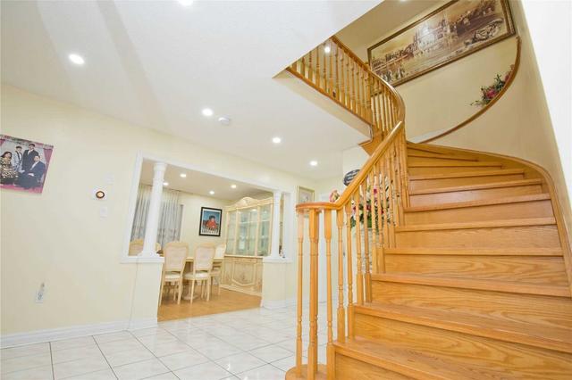 197 Rollingwood Dr, House detached with 5 bedrooms, 6 bathrooms and 8 parking in Brampton ON | Image 10