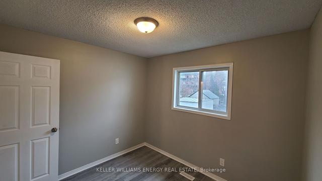 upper - 223 Malaga Rd, House detached with 3 bedrooms, 1 bathrooms and 2 parking in Oshawa ON | Image 19