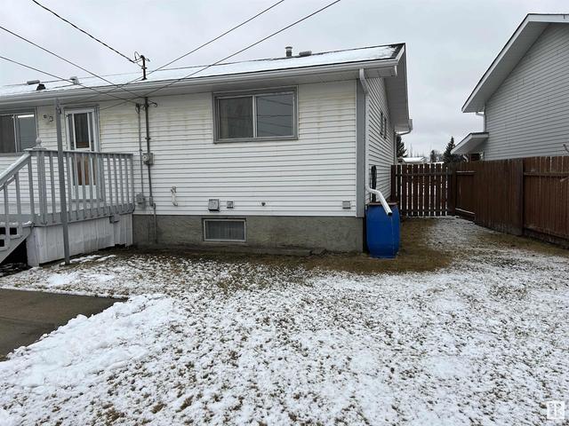 5032 51 Av, House detached with 5 bedrooms, 2 bathrooms and null parking in Redwater AB | Image 43