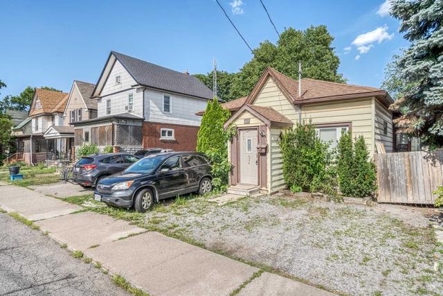 4774 Saint Clair Ave, House detached with 3 bedrooms, 2 bathrooms and 3 parking in Niagara Falls ON | Image 36