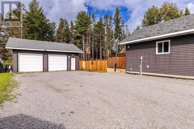 1229 Airport Rd, House detached with 3 bedrooms, 1 bathrooms and null parking in Sault Ste. Marie ON | Image 3