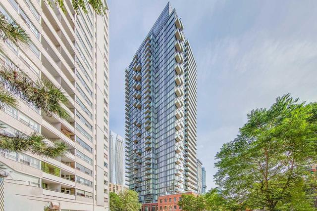 1207 - 75 St Nicholas St, Condo with 1 bedrooms, 1 bathrooms and null parking in Toronto ON | Image 1
