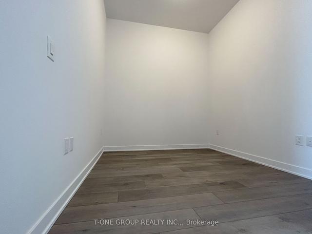 310 - 38 Honeycrisp Cres, Condo with 1 bedrooms, 1 bathrooms and 1 parking in Vaughan ON | Image 7