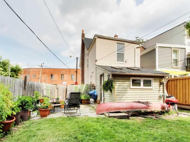 594 Indian Grve, House attached with 3 bedrooms, 2 bathrooms and 0 parking in Toronto ON | Image 32