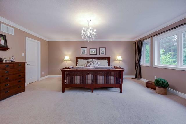 49 Heatherwood Dr, House detached with 4 bedrooms, 4 bathrooms and 11 parking in Springwater ON | Image 5