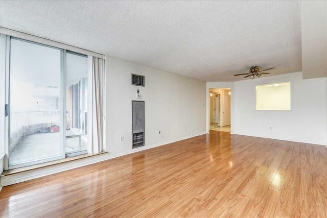 1508 - 430 Mclevin Ave, Condo with 2 bedrooms, 2 bathrooms and 1 parking in Toronto ON | Image 4
