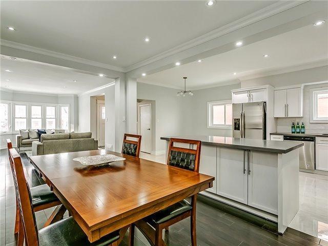 95 Rosslyn Ave S, House detached with 3 bedrooms, 3 bathrooms and 4 parking in Hamilton ON | Image 7