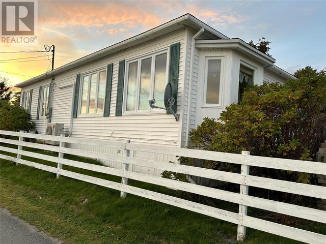10 Northern Point Road, House detached with 3 bedrooms, 2 bathrooms and null parking in Winterton NL | Image 6