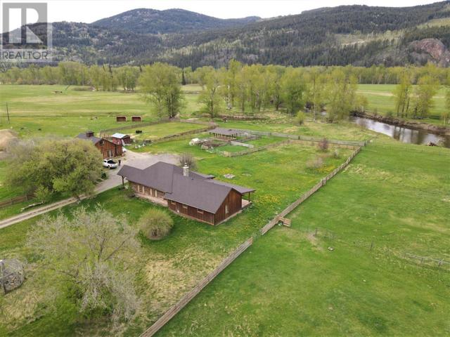 9100 Yellowhead Hwy S, House detached with 2 bedrooms, 2 bathrooms and null parking in Thompson Nicola O (Lower North Thompson) BC | Image 17