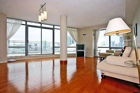 sph08 - 3 Navy Wharf Crt, Condo with 2 bedrooms, 2 bathrooms and 1 parking in Toronto ON | Image 2