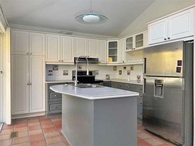 1 Presley Ave, House detached with 3 bedrooms, 2 bathrooms and 6 parking in Toronto ON | Image 21