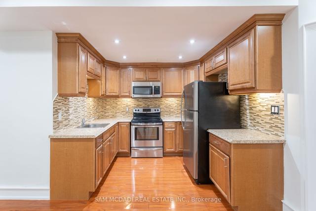 2489 Olinda Crt, House detached with 4 bedrooms, 6 bathrooms and 15 parking in Mississauga ON | Image 29