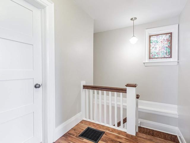 488 Sammon Ave, House detached with 3 bedrooms, 2 bathrooms and 2 parking in Toronto ON | Image 9