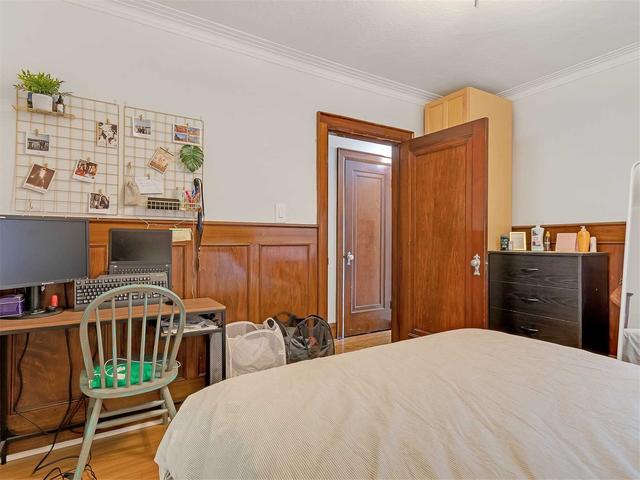 151 Bellwoods Ave, House semidetached with 3 bedrooms, 3 bathrooms and 2 parking in Toronto ON | Image 25