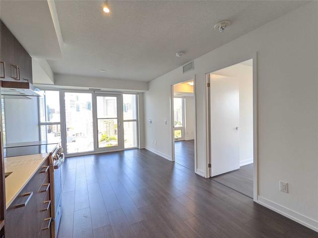 2311 - 219 Dundas St E, Condo with 2 bedrooms, 1 bathrooms and 1 parking in Toronto ON | Image 4