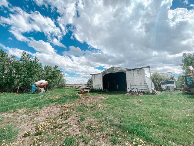 45043 Township Rd 794 Township, House detached with 3 bedrooms, 1 bathrooms and 10 parking in Saddle Hills County AB | Image 15