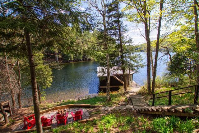 1015 Bayview Point Rd, House detached with 3 bedrooms, 2 bathrooms and 5 parking in Lake of Bays ON | Image 34