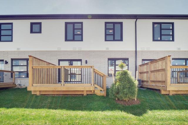 67 - 2700 Buroak Dr, Townhouse with 3 bedrooms, 3 bathrooms and 2 parking in London ON | Image 24