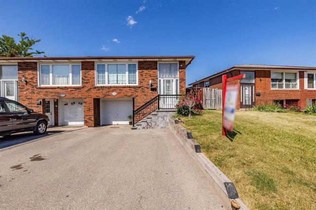7385 Netherwood Rd, House semidetached with 3 bedrooms, 2 bathrooms and 4 parking in Mississauga ON | Image 1
