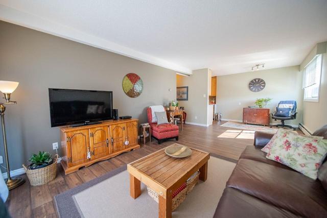 201 - 51 Ridgemont Drive, Condo with 2 bedrooms, 1 bathrooms and null parking in Fernie BC | Image 7