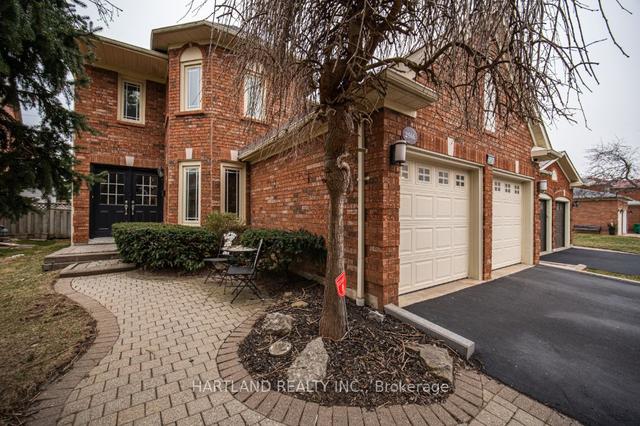 2566 Ambercroft Tr, House detached with 4 bedrooms, 4 bathrooms and 6 parking in Mississauga ON | Image 11