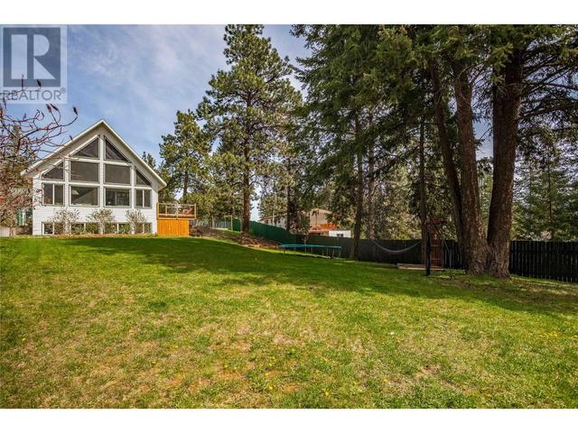 830 Firwood Road, House detached with 3 bedrooms, 2 bathrooms and 8 parking in Central Okanagan West BC | Image 48