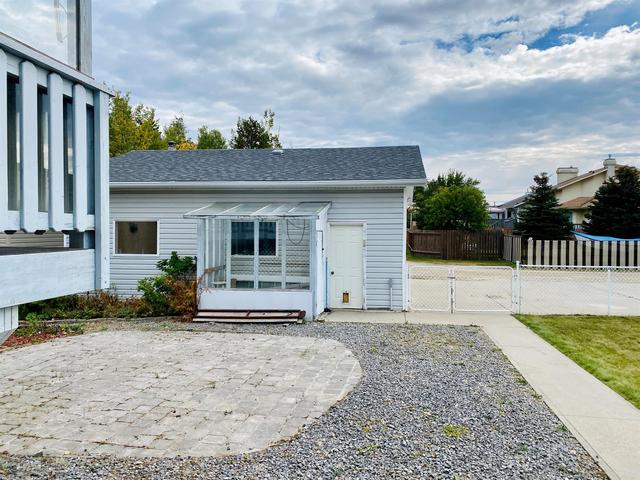 6111 58 Street, House detached with 5 bedrooms, 3 bathrooms and 2 parking in Clearwater County AB | Image 41