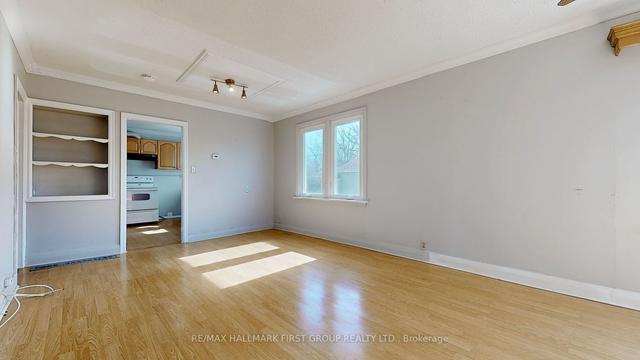 307 Oshawa Blvd N, House detached with 2 bedrooms, 2 bathrooms and 8 parking in Oshawa ON | Image 34
