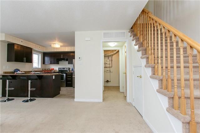 31 - 186 Kingston Rd W, Townhouse with 2 bedrooms, 2 bathrooms and 1 parking in Ajax ON | Image 2