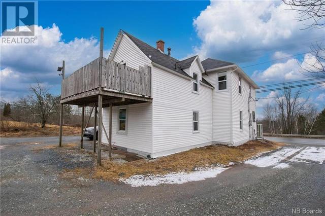 242 Main Street, House detached with 3 bedrooms, 0 bathrooms and null parking in Hampton NB | Image 4